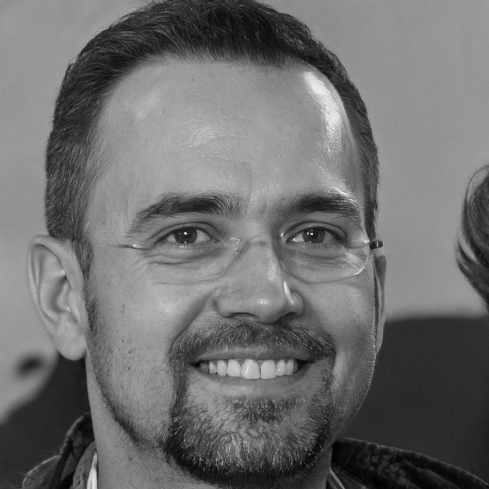 Retrato de Octavio Salinas, especialista en planificación presupuestaria para particulares